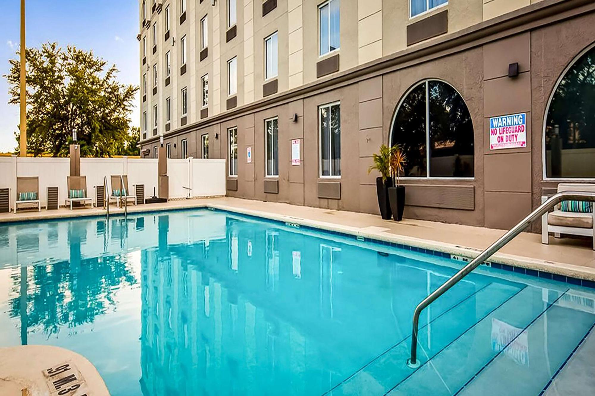 Hotel Sonesta Essential Orlando Exterior foto